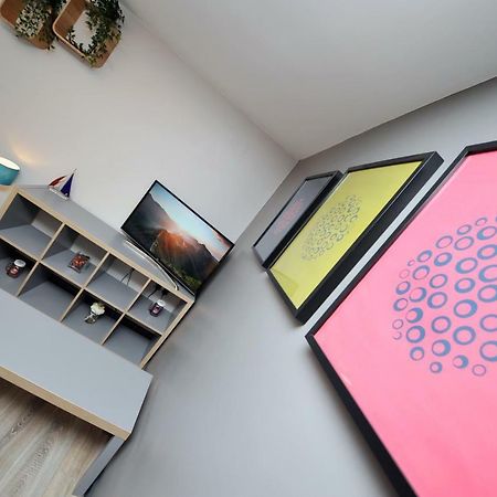 سوانسي Stone'S Throw City Centre - Tv In Every Bedroom! المظهر الخارجي الصورة