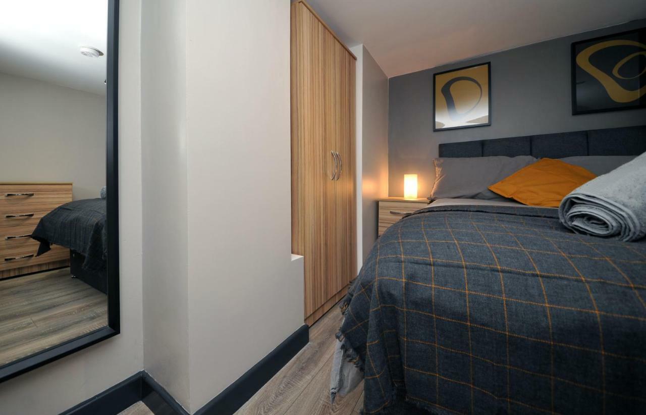 سوانسي Stone'S Throw City Centre - Tv In Every Bedroom! المظهر الخارجي الصورة
